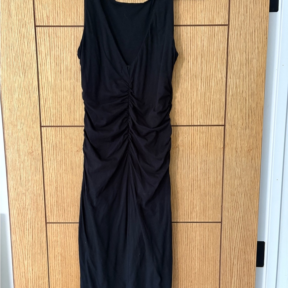 Velvet by Graham & Spencer Black Bodycon Midi Dress